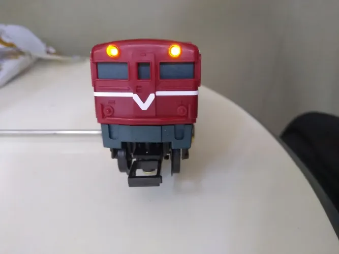 Locomotiva ED75 vinho ferrorama estrela ler a descrição