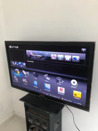 Aceito cartão: TV 40" LED Samsung - leia a descrição - precisa de manutenção