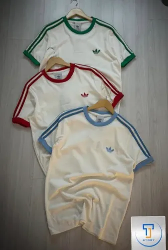 Camisa Adidas auto padrão