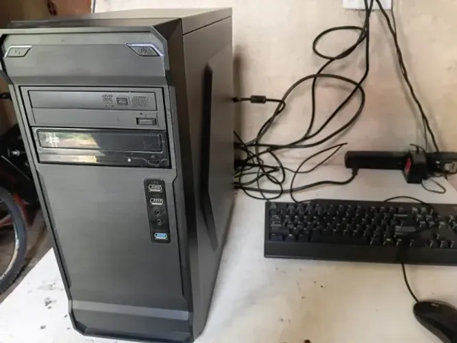 Cpu I5 4gb SSD 120Gb win10
