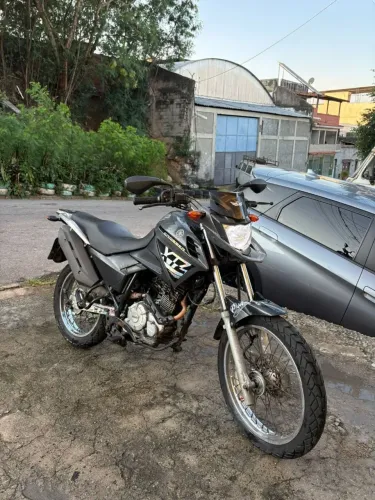Crosser documento em dia 11.500