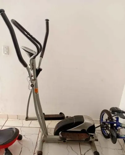 Aparelho para exercícios 