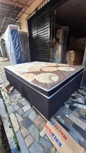 Cama box casal ?