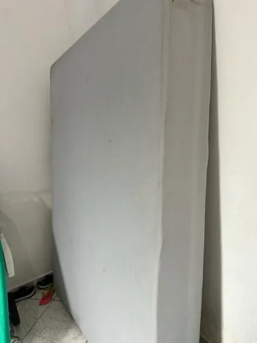 Colchao novo box pouquíssimo uso