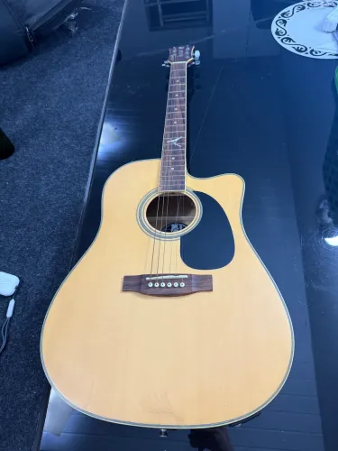Violão elétrico 