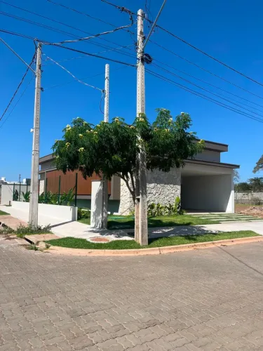 Imóvel para venda tem 264 metros quadrados com 3 quartos em Socopo - Teresina - PI