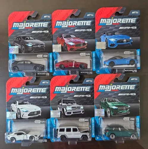 Majorette Mercedes Premium Cars 1/64 - Carrinhos de Metal - R$ 45,00 cada