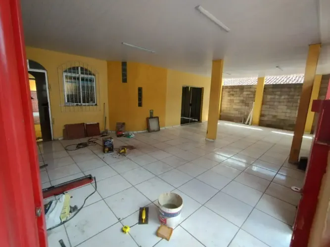 Casa no Conjunto Mendara, Sobrado  Energia Sola, 4 quartos, 2 vagas de garagem, Marambaia,