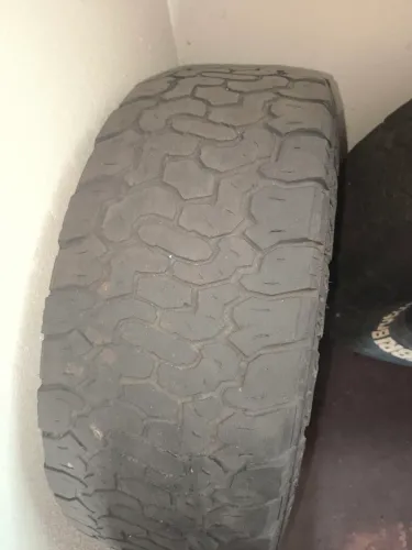 4 Pneus Xbri 285/70r17