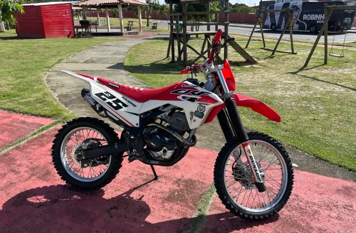 HONDA CRF 250F 2023
