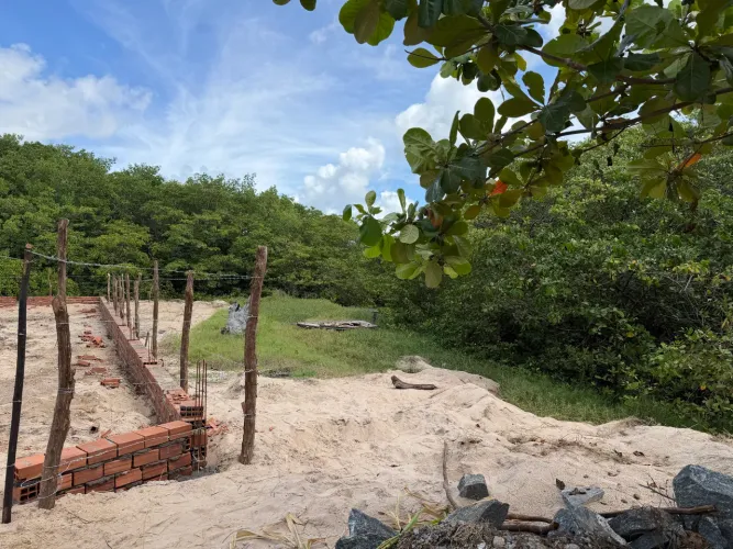 Terreno beira rio
