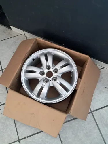 Roda avulsa Hyundai Tucson 2005/2008