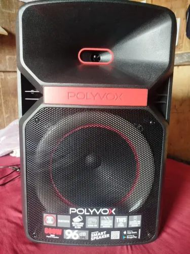 Caixa de som polivox 