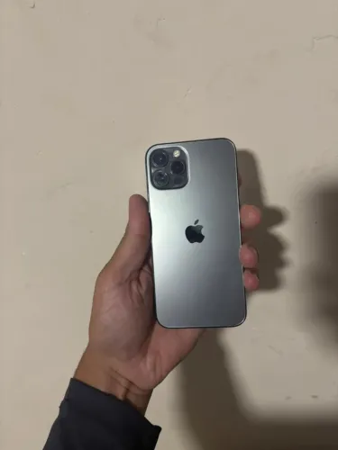 VENDO IPHONE 12 PRO 256 GB SUPER NOVO!!!
