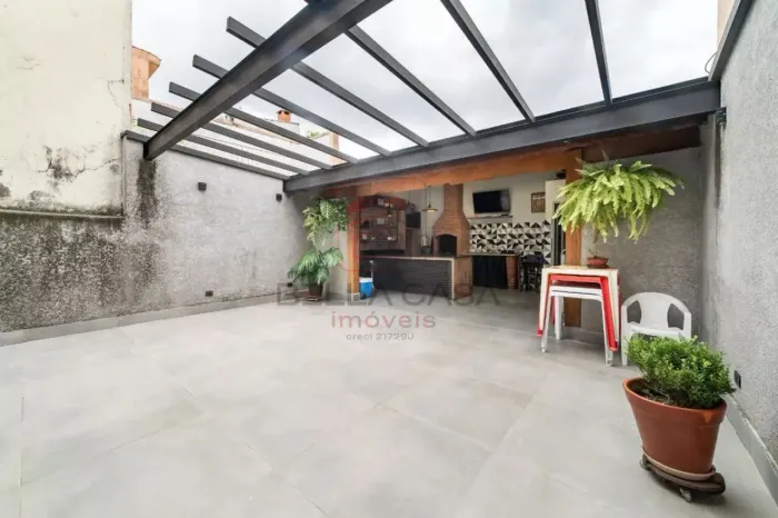 Sobrado a venda na mooca com 3 quartos