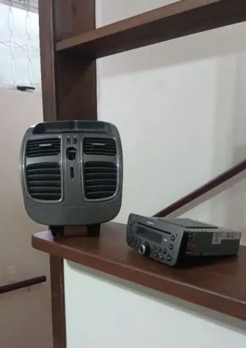 Rádio e moldura original Grand Siena