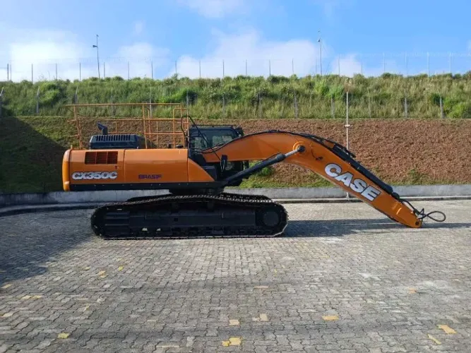 escavadeira hidraulica case modelo CX 350 35T