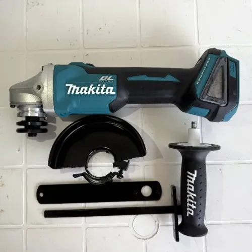 NOVO - Esmerilhadeira Angular Makita DGA504Z Bateria 18V Profissional NF