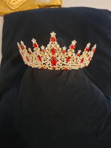 Coroa dourada 