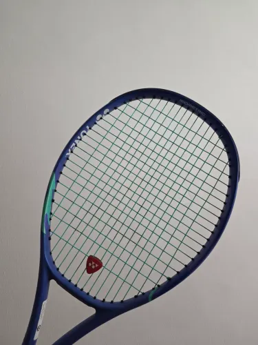 Raquete tênis yonex