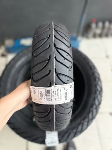 Pneu de moto 130/70/13