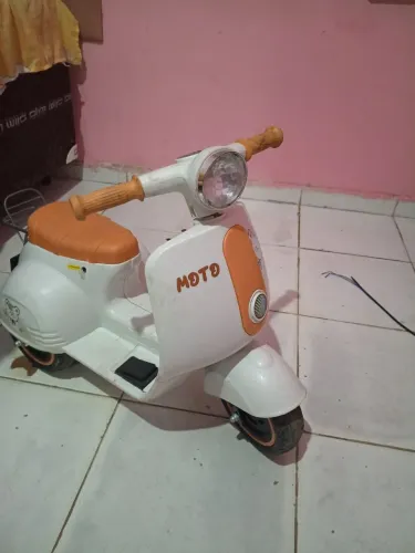 Carrinho infantil menina elétrico
