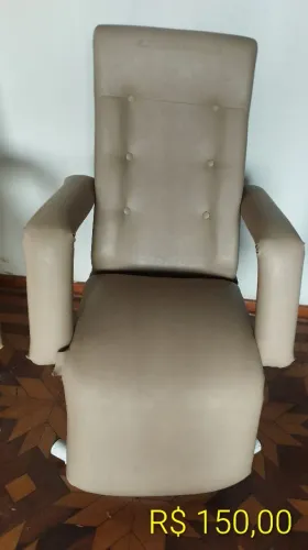 Poltrona reclinável 