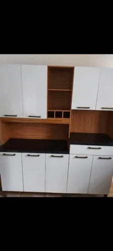 Vendo armário grande! Completo