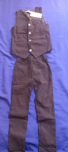 Vendo conjuto infantil novo