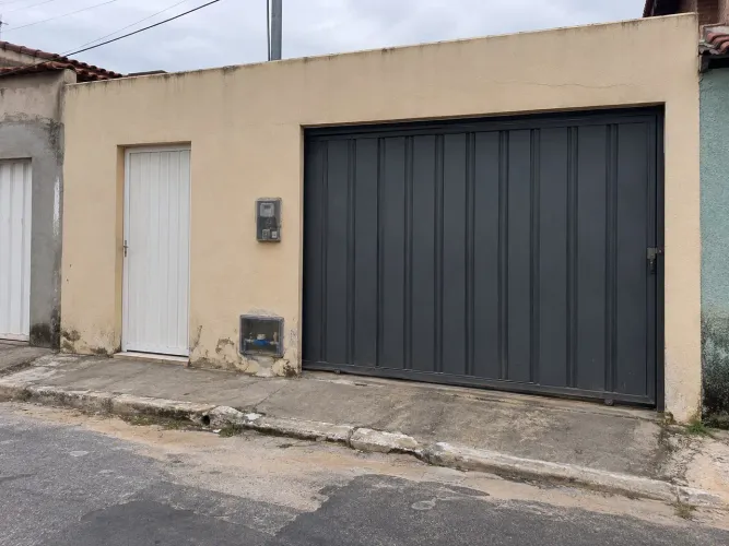 CASA A VENDA NO CONJUNTO CEARÁ