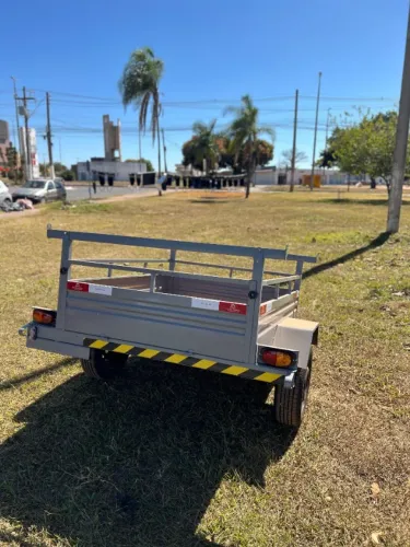 Carretinha 1.50 x 1.20 nova pronta para seguir viagem - reboque