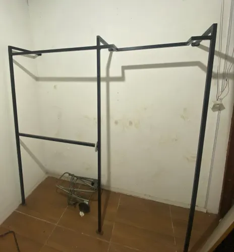 ARARAS PARA LOJA