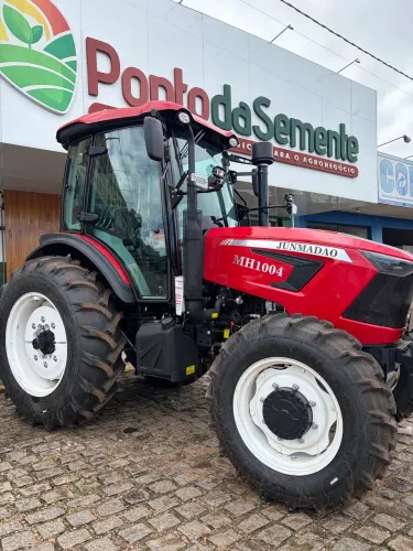 Vende-se TRATOR 100CV 2026 0 KM