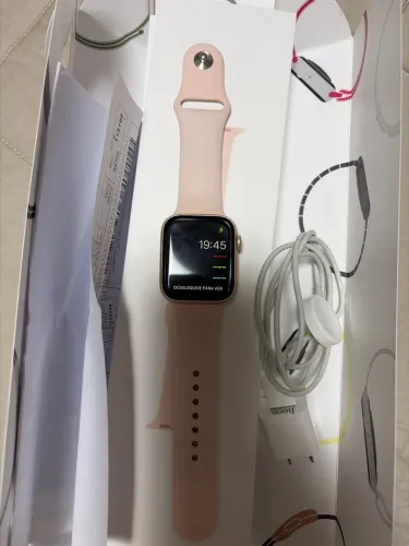 Apple watch serie 5 44mm . Perfeito, sem detalhes.