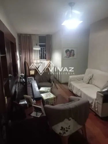 Ótimo Apartamento com 02 Quartos, 02 Banheiros e dependência completa na Abolição