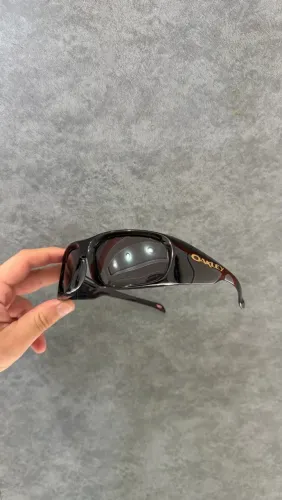 Oculos Oakley