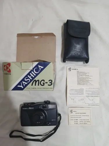 Câmera Fotográfica Yashica MG3