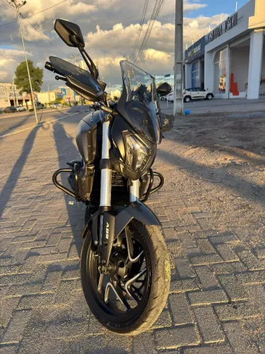 Dominar 400