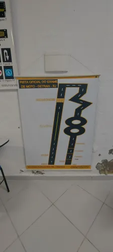 Banner de sinalização de trânsito 