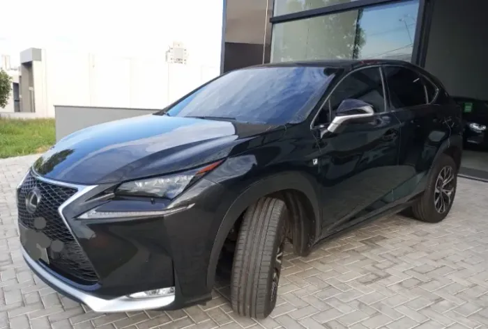 Lexus NX-200T F-sport 2.0 16V 238cv Aut. 2016