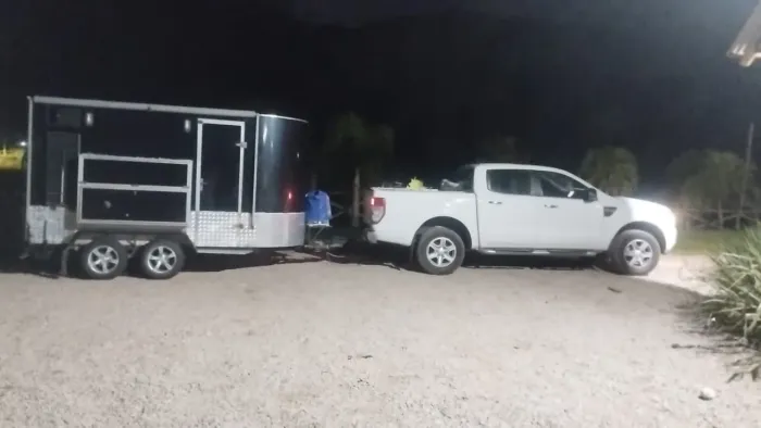 Reboque para cavalo