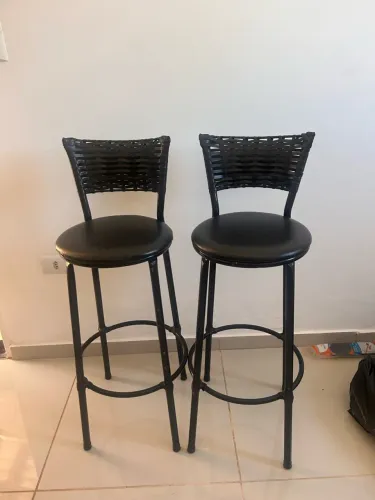 Jogo de banquetas