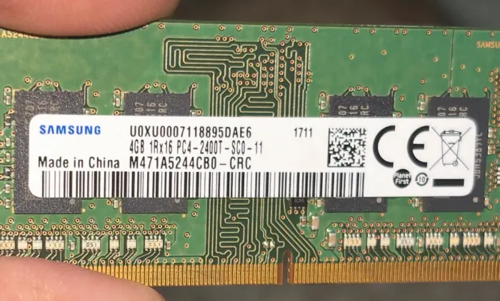Memória RAM Notebook 4G8 1Rx16 PC4-2400T- SCO- 11