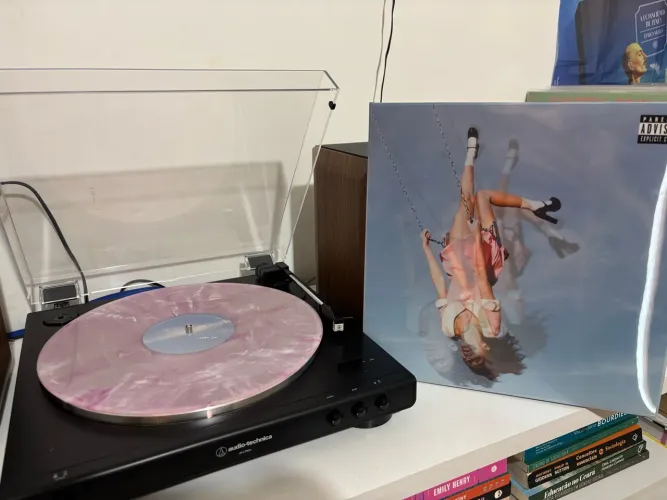You seem pretty sad for a girl so in love vinil Olivia Rodrigo