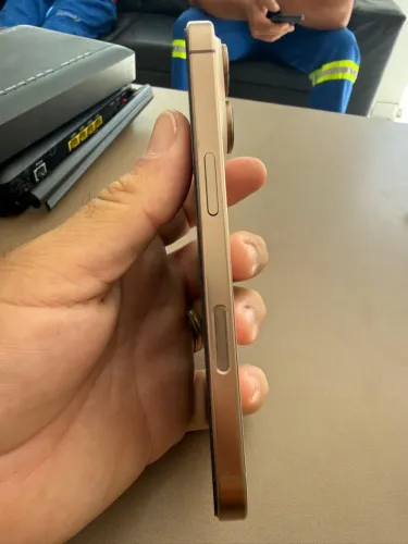 iPhone 16 Pro 