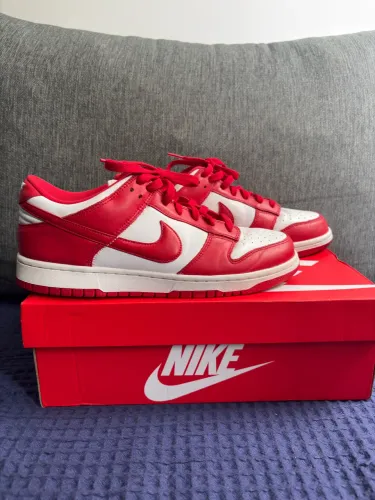 Tênis Dunk low university red 2020