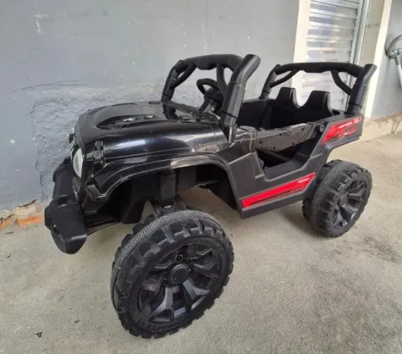 Carro Infantil Jeep Elétrico 