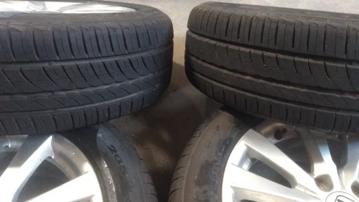 Roda com pneu aro 16 Honda Civic e New Civic
