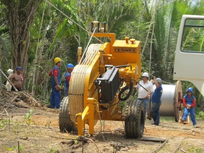 opgw / linha transmissão / subestação de energia / emenda de cabo / certificação fibra opt