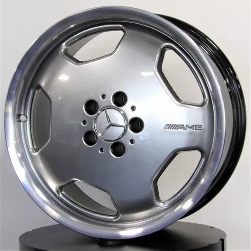 Rodas Mercedes aro 18 Monoblock Dianteira 18x8 Off Set 30 Traseira 18x8,5 off Set 35